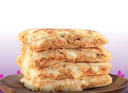 Alamgir Special Pizza Paratha (Half)